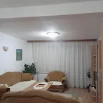 Dzenana Apartman
